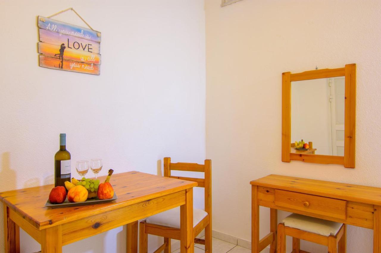 Hiona Seaside Apartment Elounda  Bagian luar foto