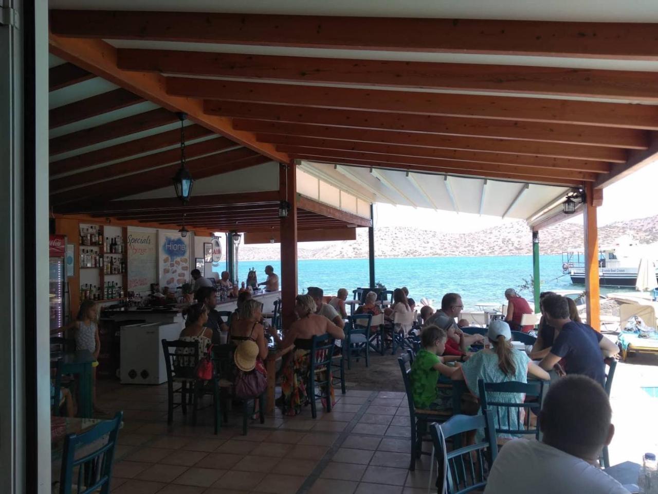Hiona Seaside Apartment Elounda  Bagian luar foto