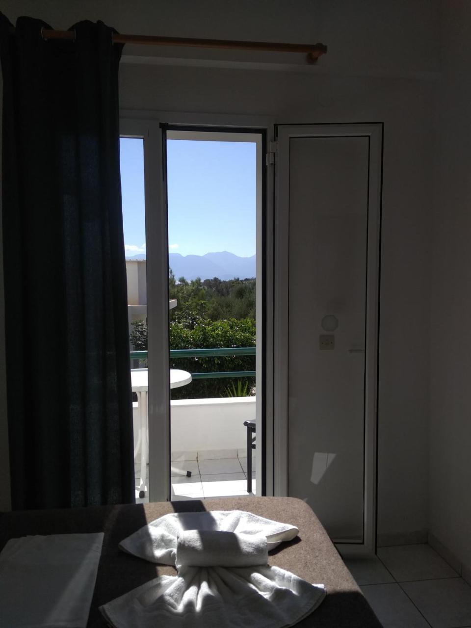 Hiona Seaside Apartment Elounda  Bagian luar foto