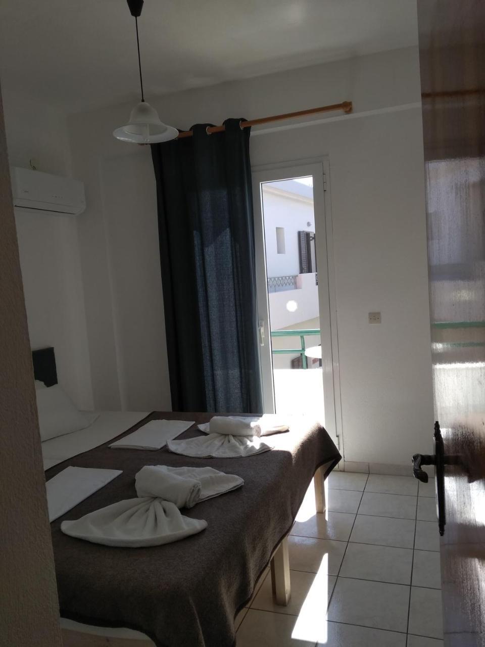 Hiona Seaside Apartment Elounda  Bagian luar foto